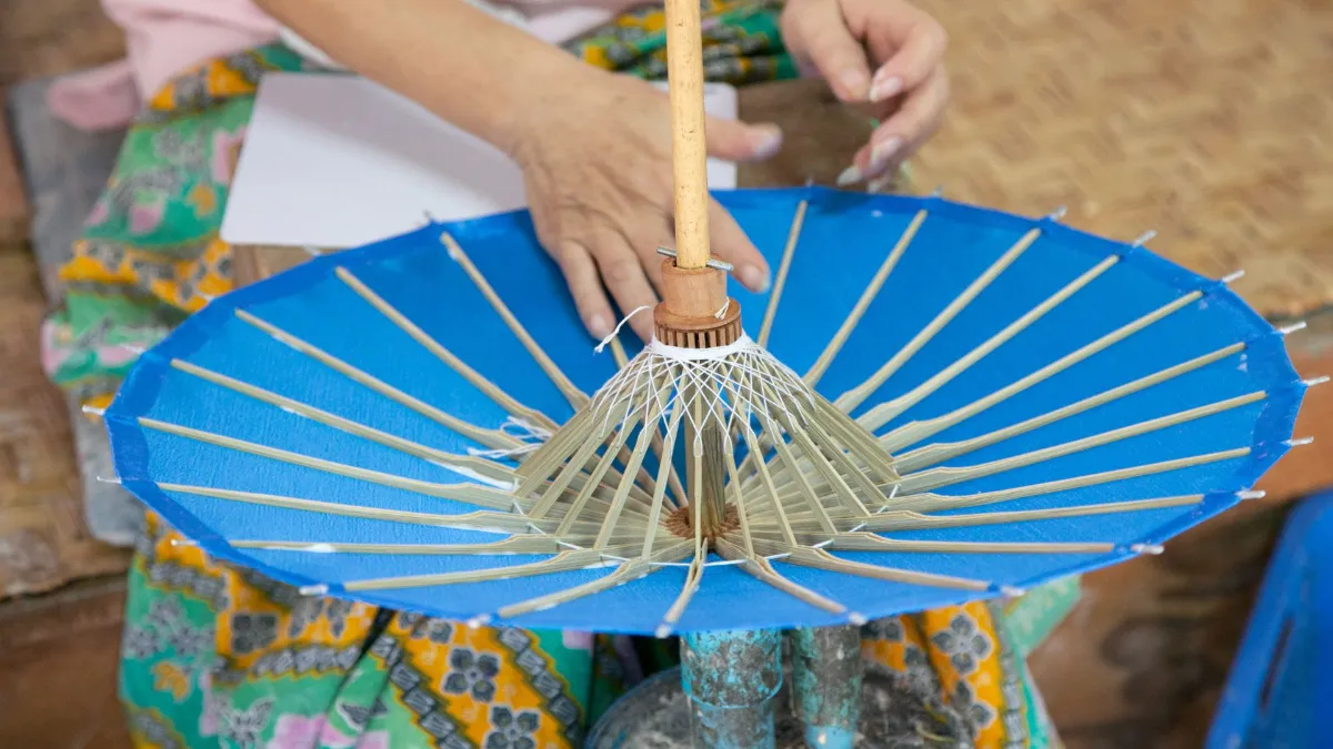 Gallery image for Lanna Kingdom - Temples, Market & Crafts (C-106)