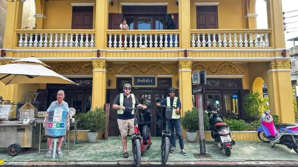 Gallery image for E-scooter - The Soul of the Old Town - 1h40 (K-E02)